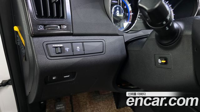 Hyundai Sonata 2013 — photo 18