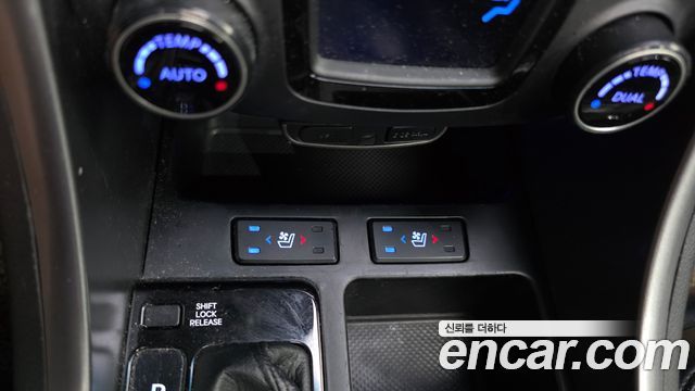 Hyundai Sonata 2013 — photo 19