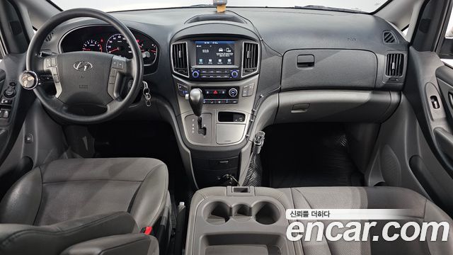 Hyundai Starex 2020 — photo 7