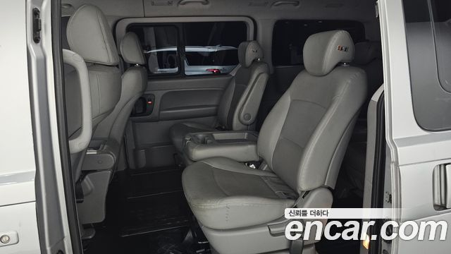 Hyundai Starex 2020 — photo 12