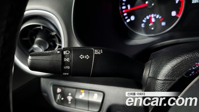 Kia K3 2022 — photo 28