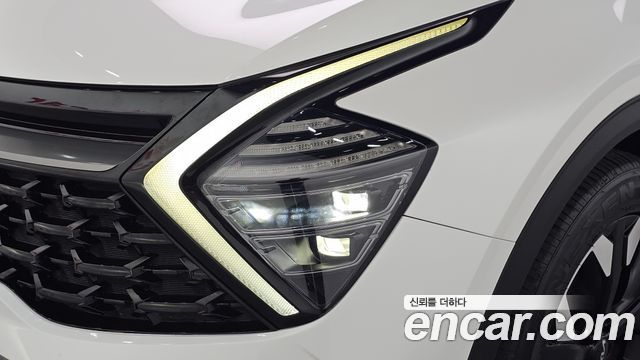 Kia Sportage 2023 — photo 8