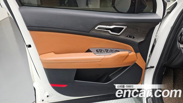 Kia Sportage 2023 — photo 14