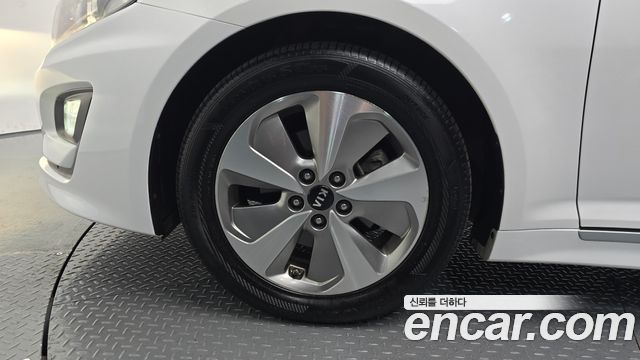 Kia K5 2015 — photo 5