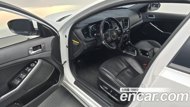 Kia K5 2015 — photo 13