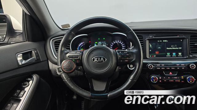 Kia K5 2015 — photo 18
