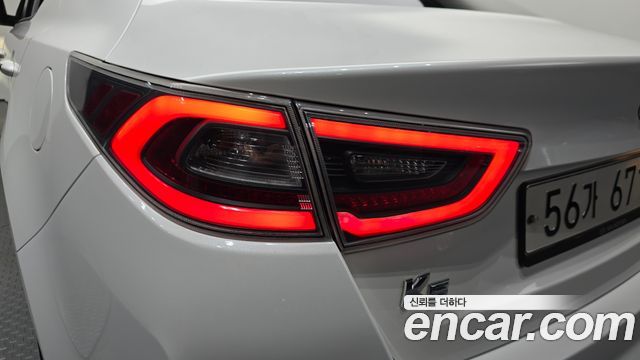 Kia K5 2015 — photo 9