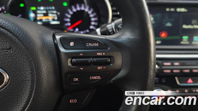 Kia K5 2015 — photo 27