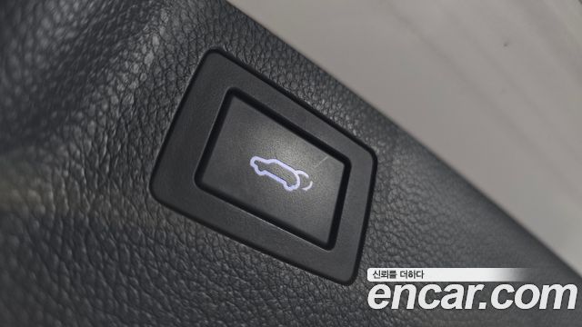 Hyundai Santafe 2017 — photo 26