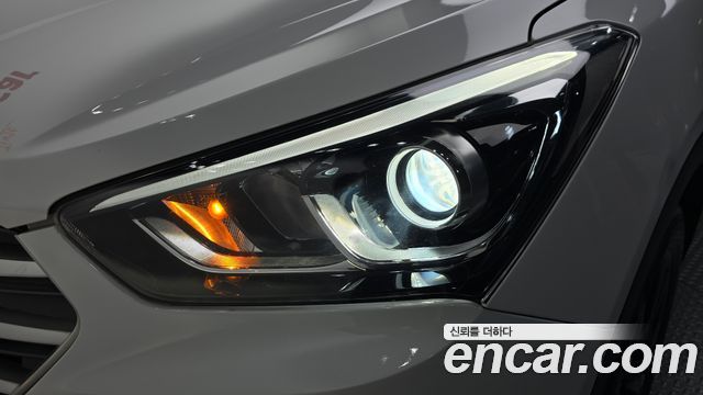 Hyundai Santafe 2017 — photo 8