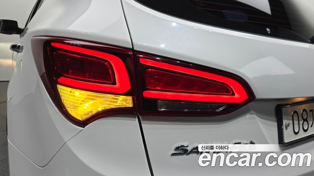 Hyundai Santafe 2017 — photo 9