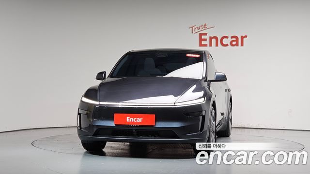 Tesla Model Y 2025 — photo 3