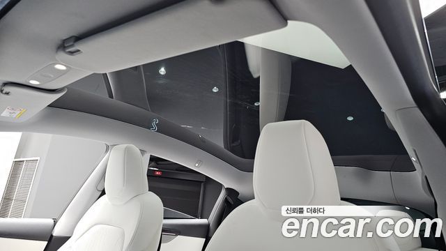 Tesla Model Y 2025 — photo 33