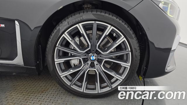 BMW 7-Series 2022 — photo 5