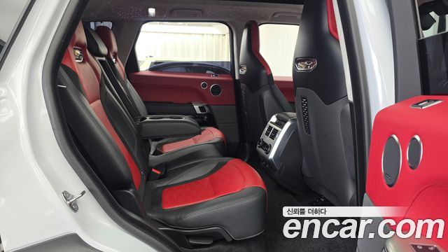 Land Rover Range Rover Sport 2019 — photo 18