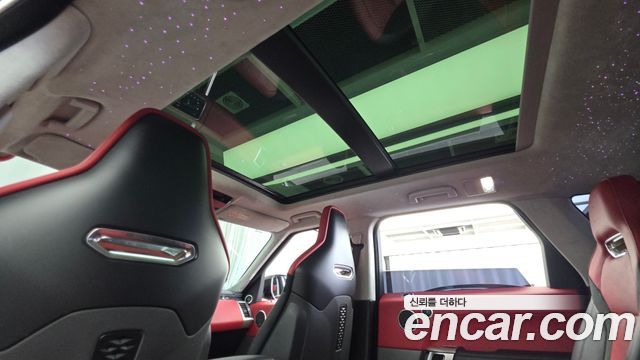 Land Rover Range Rover Sport 2019 — photo 24
