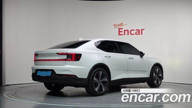 Polestar Polestar 2 2023 — photo 2