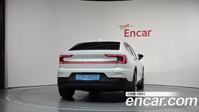 Polestar Polestar 2 2023 — photo 4