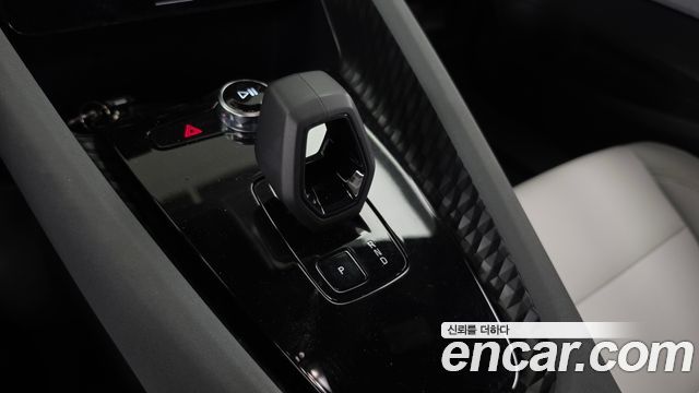Polestar Polestar 2 2023 — photo 12