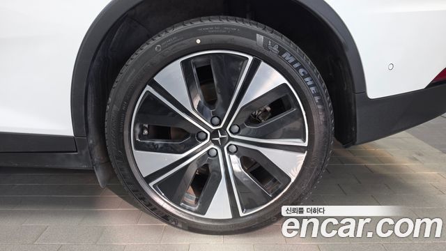 Polestar Polestar 2 2023 — photo 7