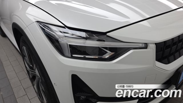 Polestar Polestar 2 2023 — photo 8