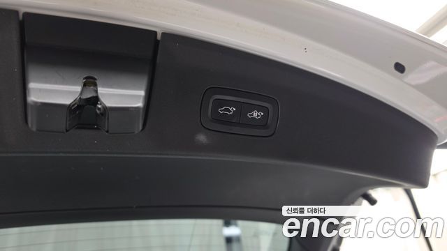 Polestar Polestar 2 2023 — photo 28