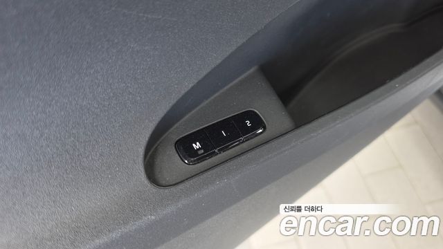 Polestar Polestar 2 2023 — photo 29