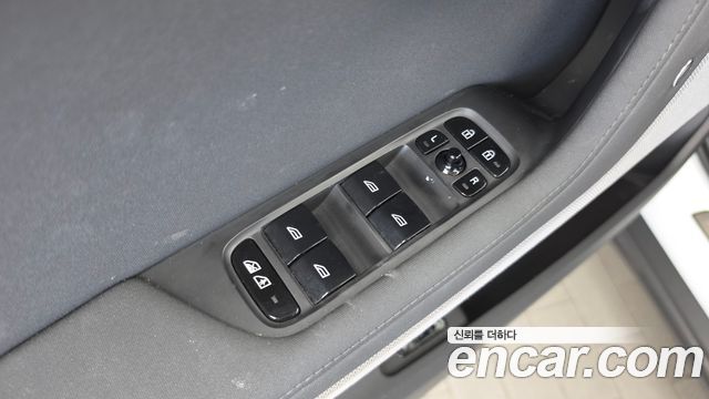 Polestar Polestar 2 2023 — photo 30