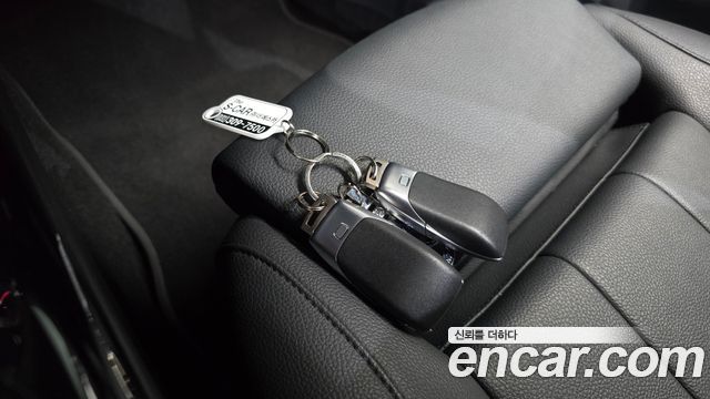Mercedes-Benz A-Class 2025 — photo 15