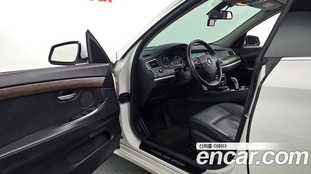BMW Gran Turismo 2013 — photo 10