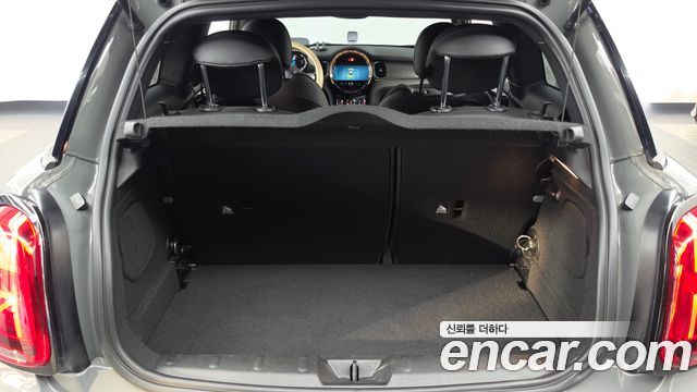 Mini Cooper 2022 — photo 26