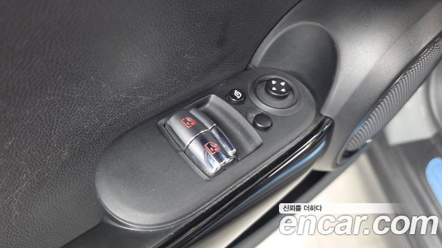 Mini Cooper 2022 — photo 28