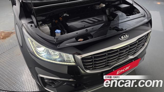 Kia Canival 2019 — photo 6