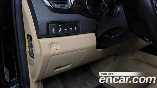 Kia Canival 2019 — photo 14