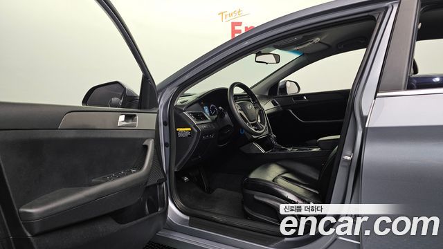 Hyundai Sonata 2015 — photo 13