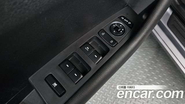 Hyundai Sonata 2015 — photo 24