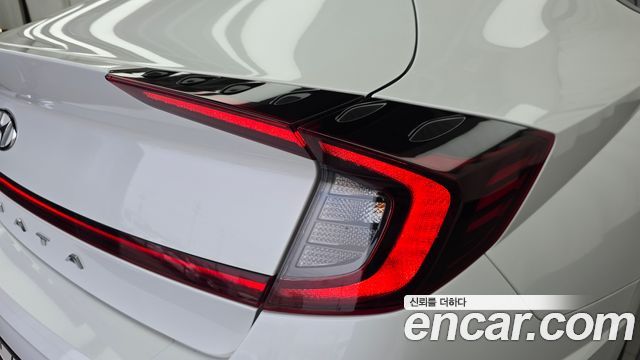 Hyundai Sonata 2021 — photo 9
