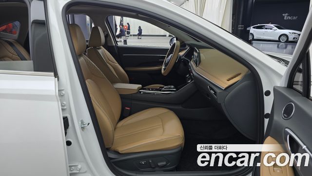 Hyundai Sonata 2021 — photo 16