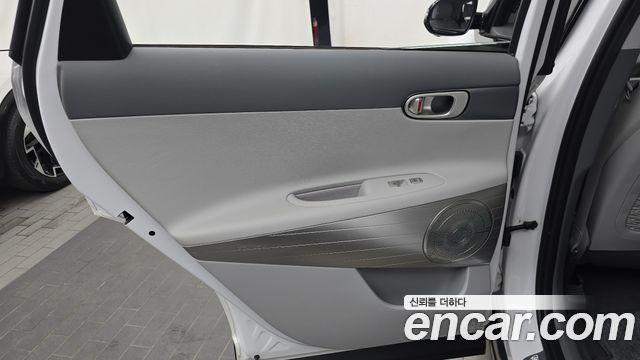 Hyundai Nexo 2023 — photo 15