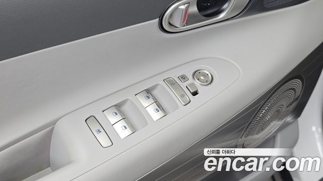 Hyundai Nexo 2023 — photo 28