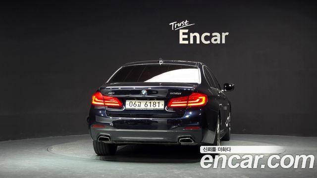 BMW 5-Series 2018 — photo 4