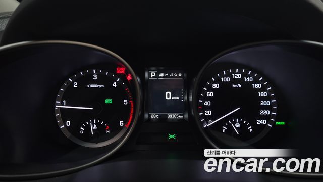 Hyundai Santafe 2018 — photo 8