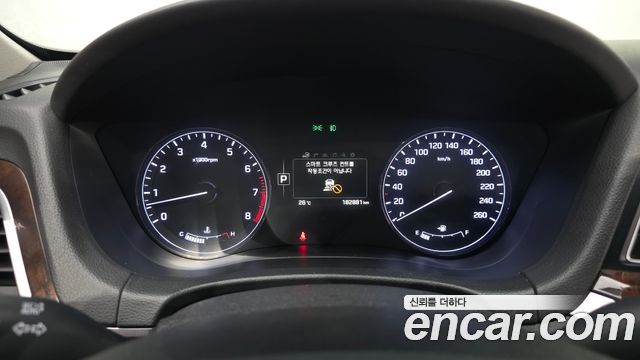 Hyundai Genesis 2016 — photo 8
