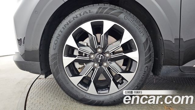 Kia Canival 2023 — photo 5