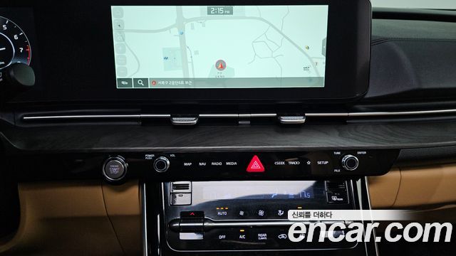 Kia Canival 2023 — photo 14