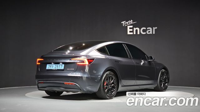 Tesla Model 3 2025 — photo 2