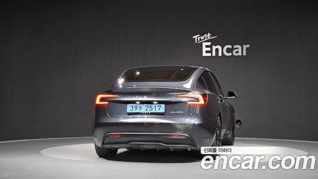 Tesla Model 3 2025 — photo 4