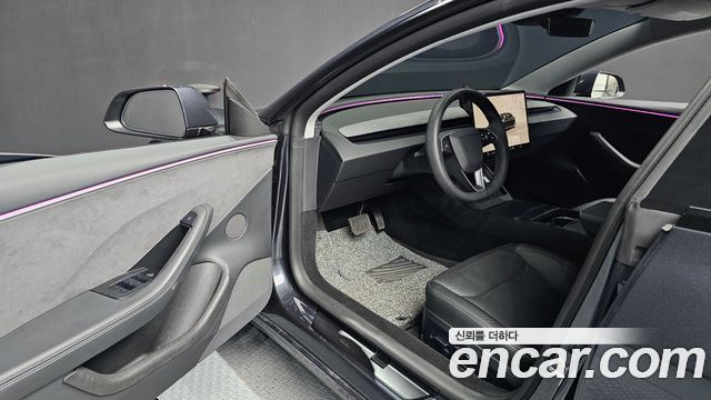 Tesla Model 3 2025 — photo 13
