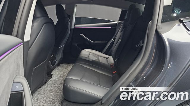Tesla Model 3 2025 — photo 18