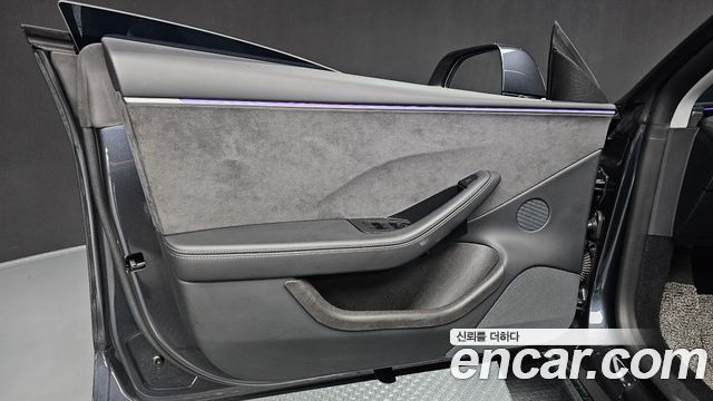 Tesla Model 3 2025 — photo 14